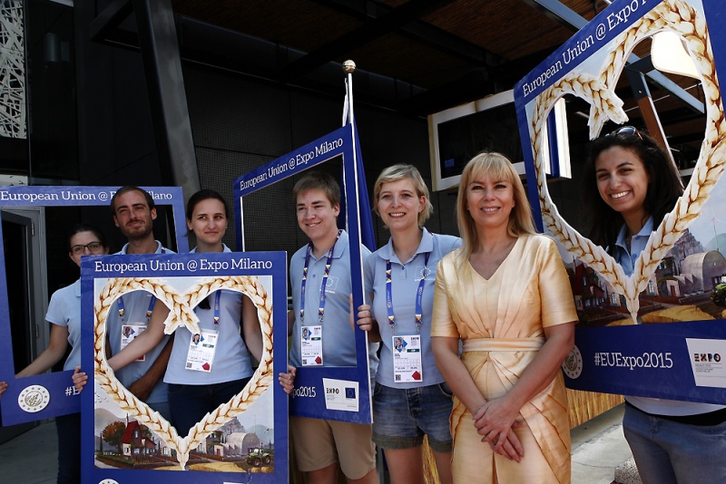 European Commissioner for Internal Market, Industry, Entrepreneurship and SMEs Ms. Elżbieta Bieńkowska